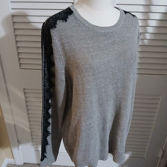 BCBG MAX AZARIA Med Grey Black-Lace-Accent Long-Sleeved Cotton Blend Sweater - Picture 4 of 13